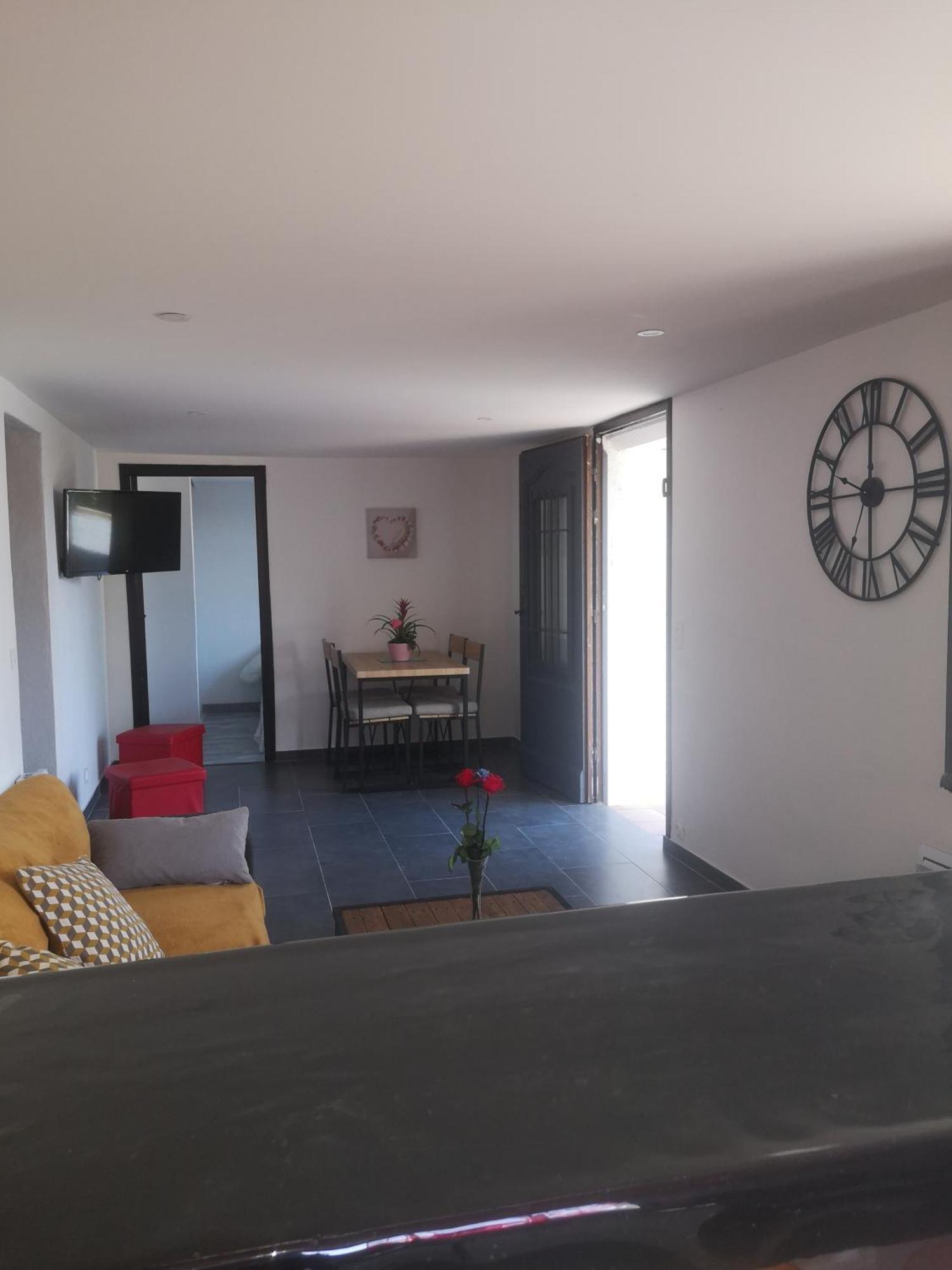 Le Mas Du Bijou Bleu Puget-sur Argens Quarto foto